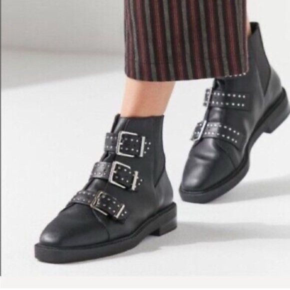 Urban Outfitters Black Zoe Triple buckle studded Straps size 9 - Picture 12 of 12